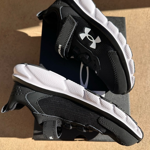 New Under Armour UA BOS Assert 9 AC - little kids - Picture 4 of 6